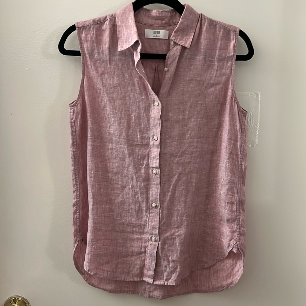 Red 100% Linen Uniqlo Sleeveless Button Up Shirt